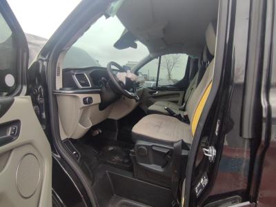 TOURNEO CUSTOM 320L UPGRADE 170 6AT TITANIUM