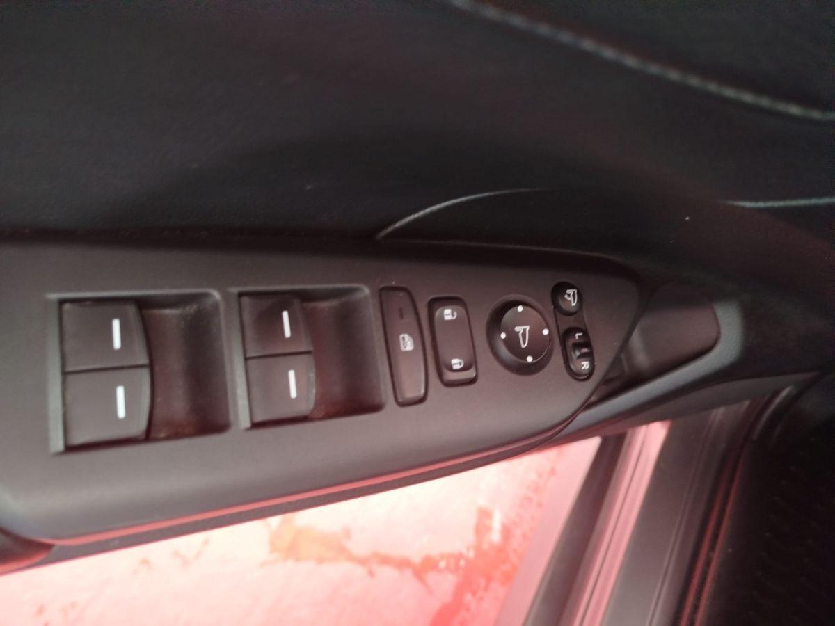 CIVIC 4D EXECUTIVE+ 1.5 182 OV