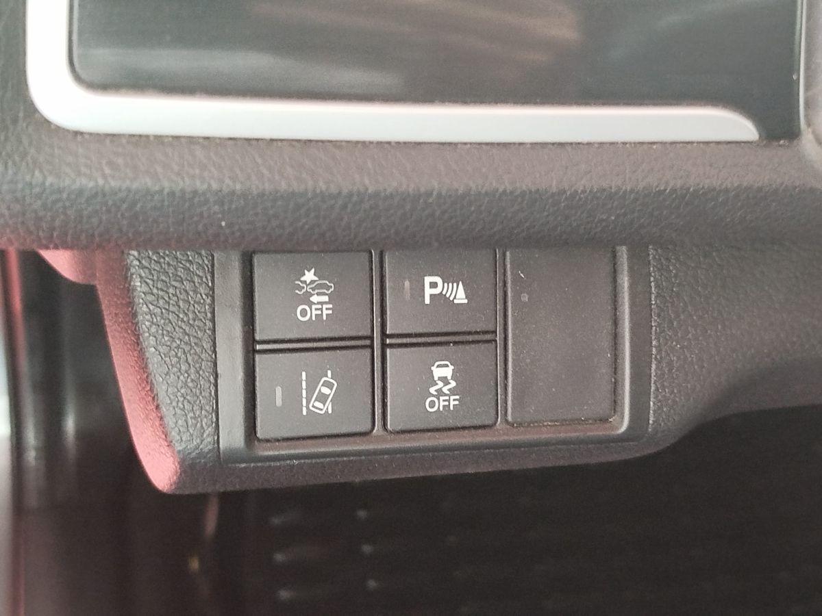 CIVIC 4D EXECUTIVE+ 1.5 182 OV