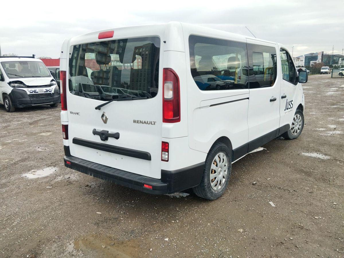 TRAFIC 9+1 GRANDCONFORT 1.6 DCI 125