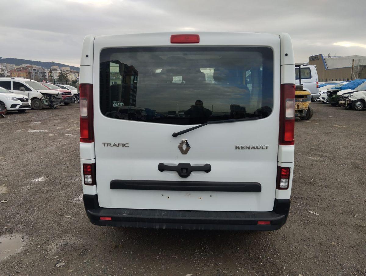 TRAFIC 9+1 GRANDCONFORT 1.6 DCI 125