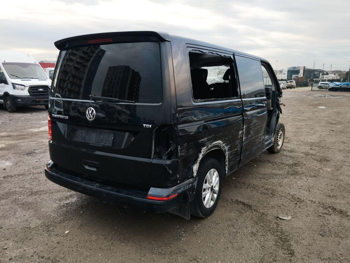 TRANSPORTER CAMLIVAN 2.0 TDI  COMFORLİNE 140 4+1 LWB