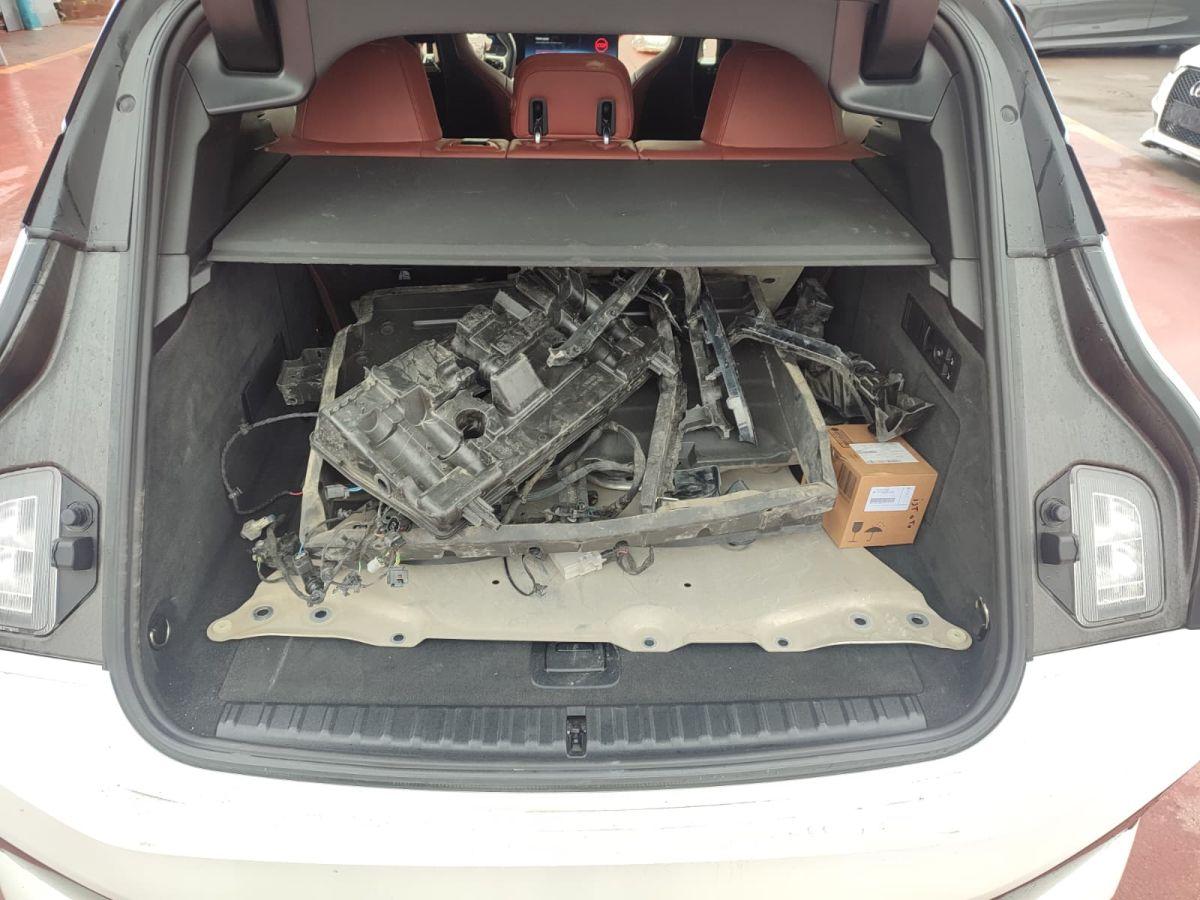 iX XDRIVE40 FIRST EDITION SPORT