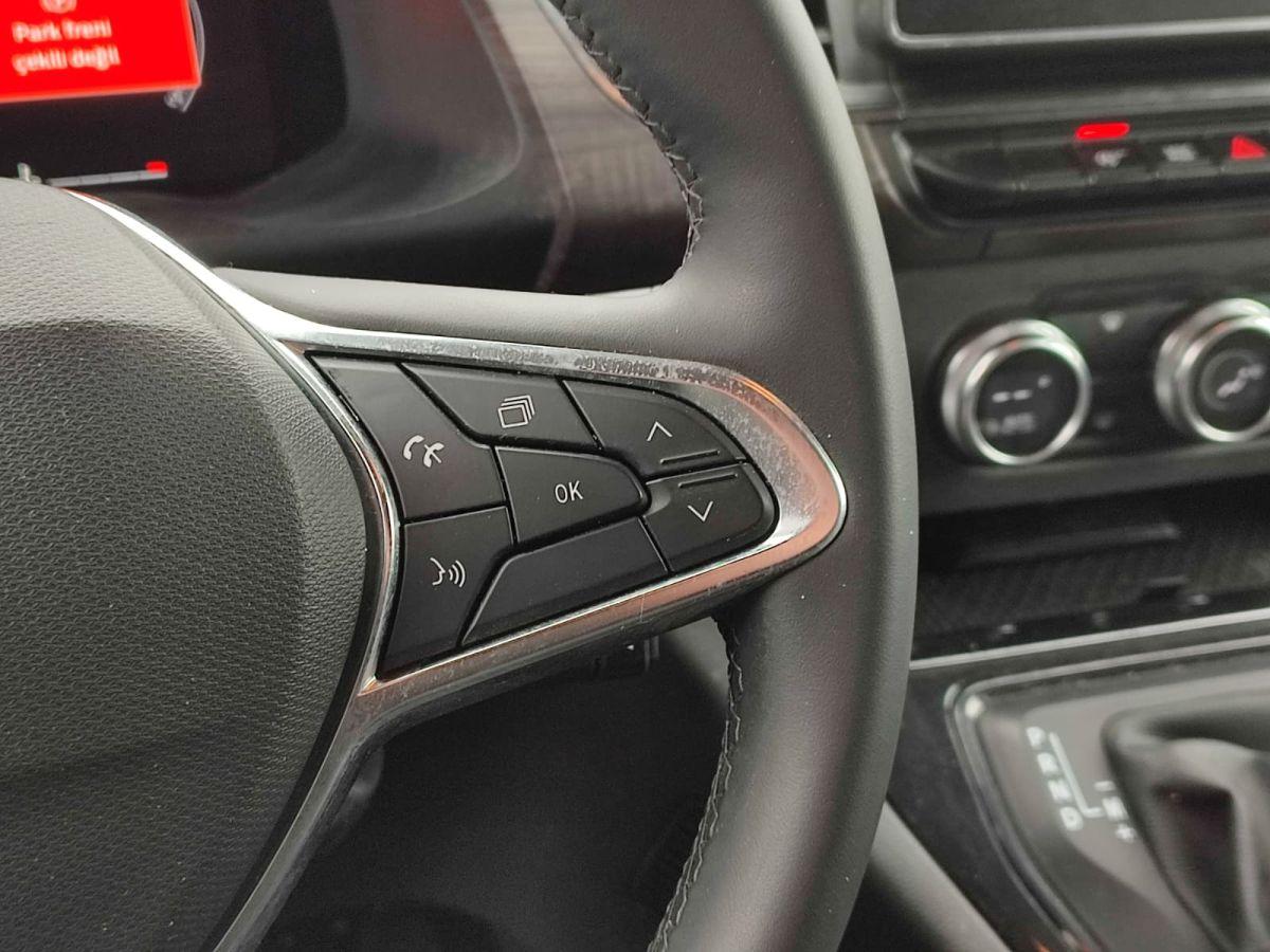 KANGOO MULTIX ICONIC 1.5 B DCI EDC 115