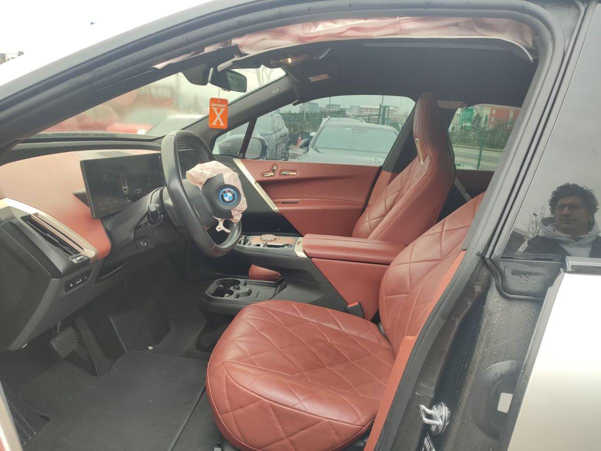 iX XDRIVE40 FIRST EDITION SPORT