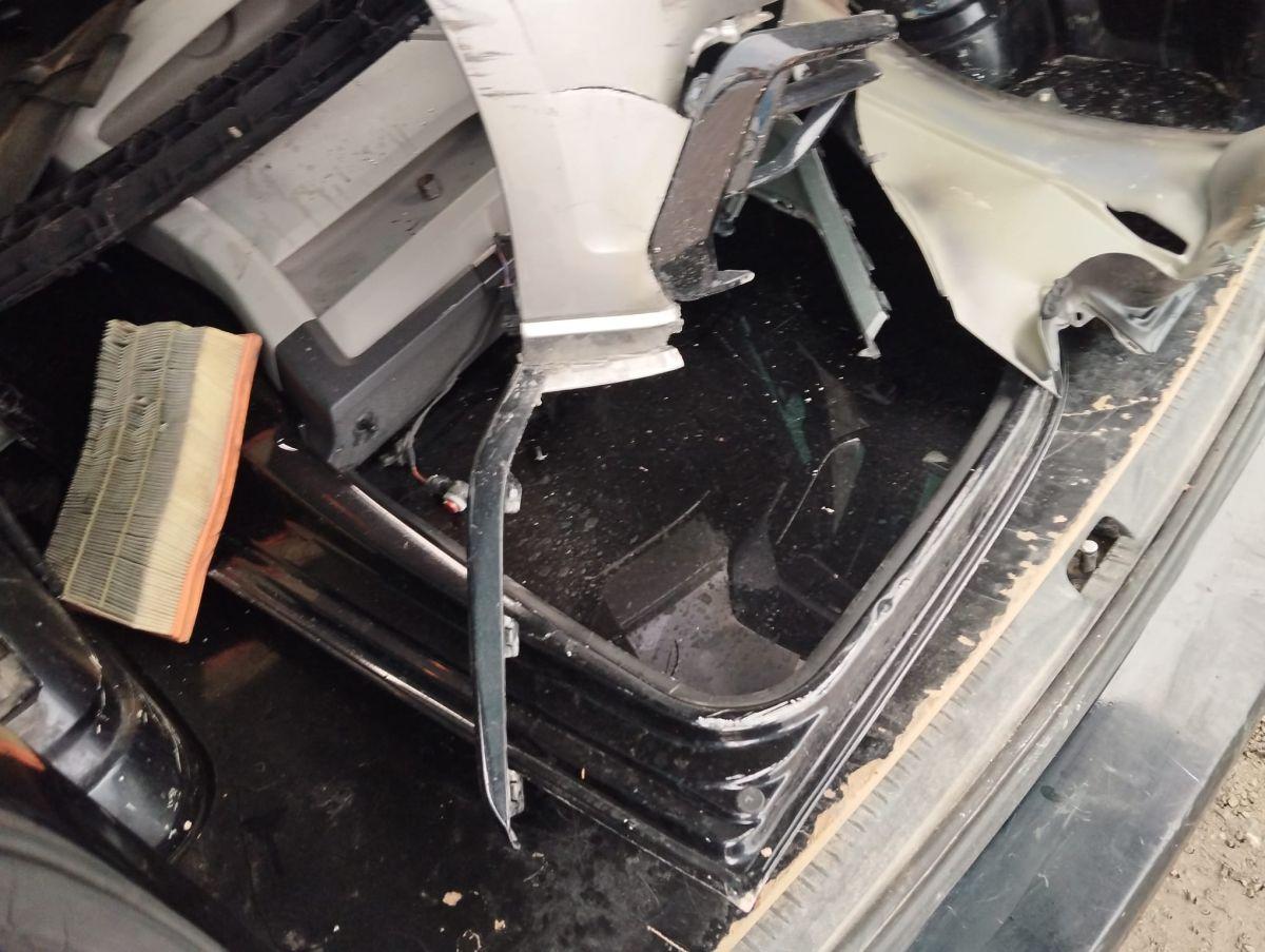 TRANSPORTER CAMLIVAN 2.0 TDI  COMFORLİNE 140 4+1 LWB