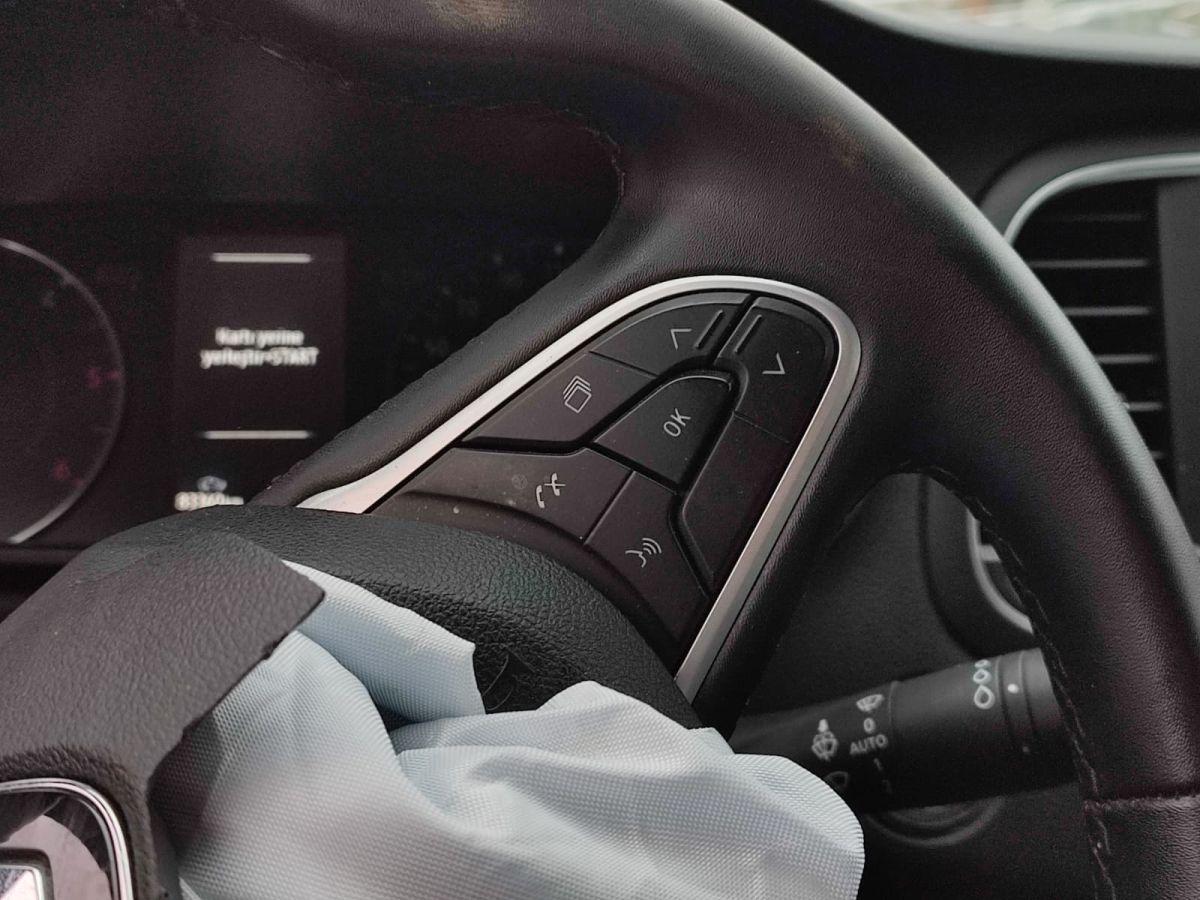 MEGANE SEDAN TOUCH 1.5 BLUEDCI EDC 115 FAZ2