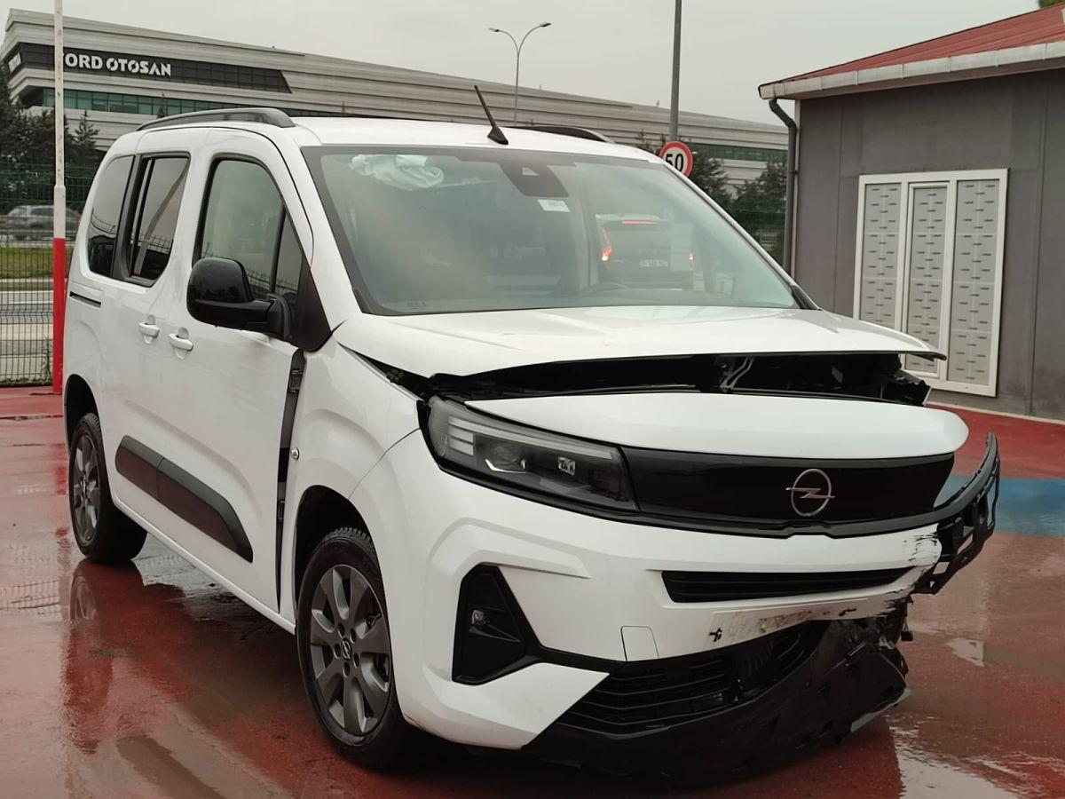 COMBO EDITION PLUS 1.5 DIZEL MT6 130 FL