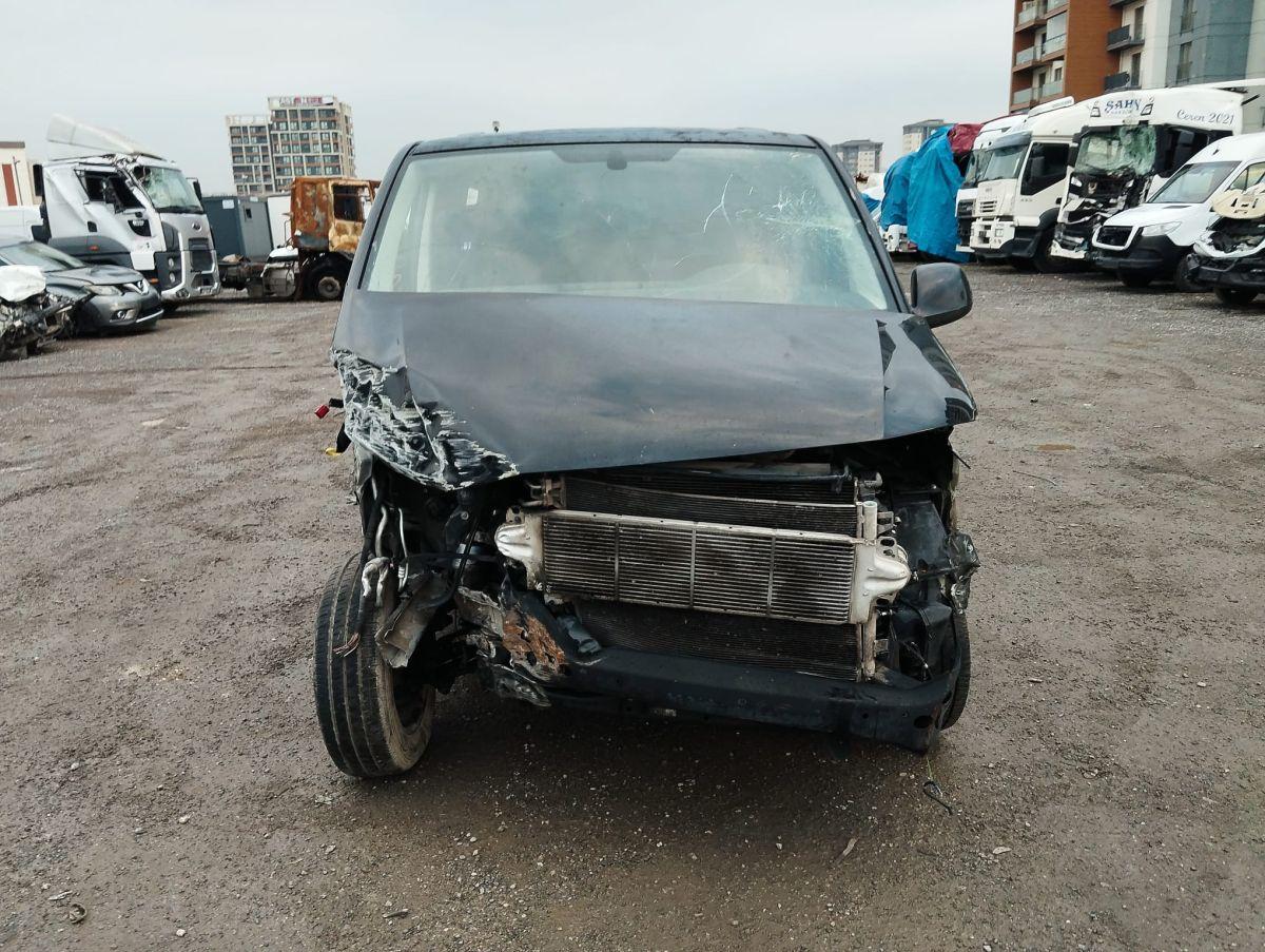 TRANSPORTER CAMLIVAN 2.0 TDI  COMFORLİNE 140 4+1 LWB