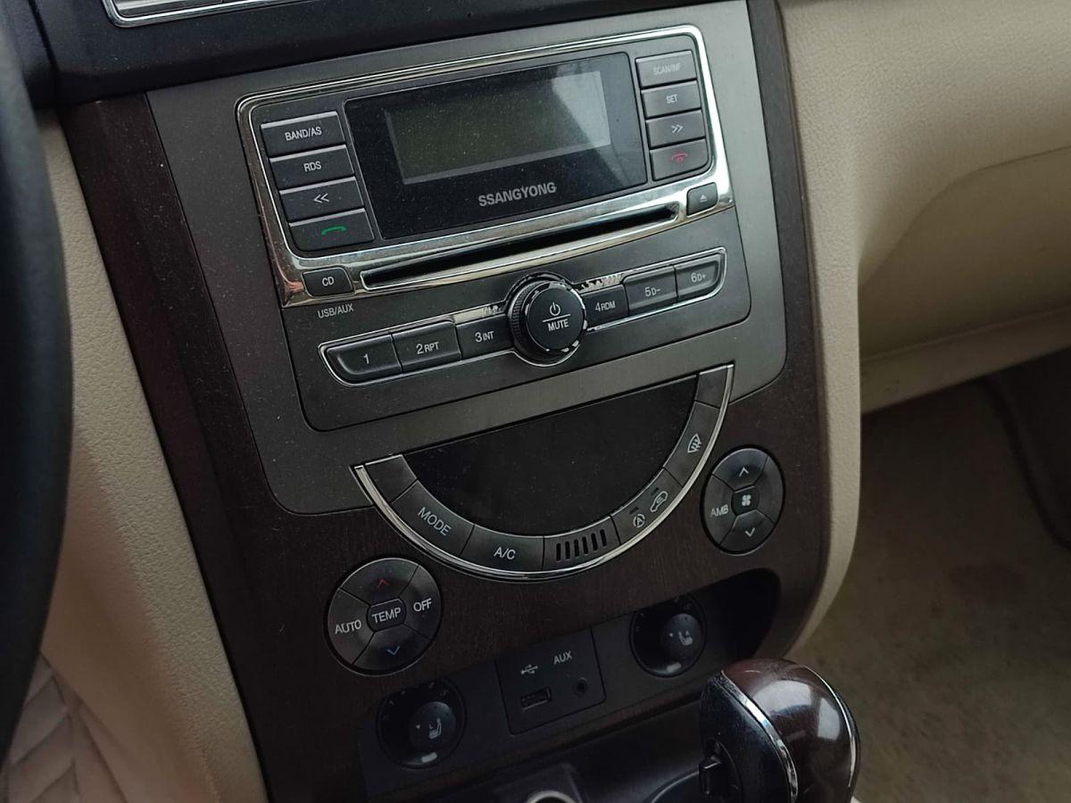 REXTON W E XDI 2.0 4x4 AT LX