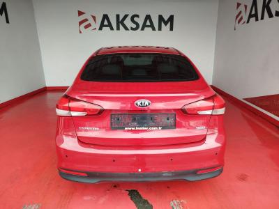 CERATO CONCEPT PLUS 1.6 DIZEL 136 D