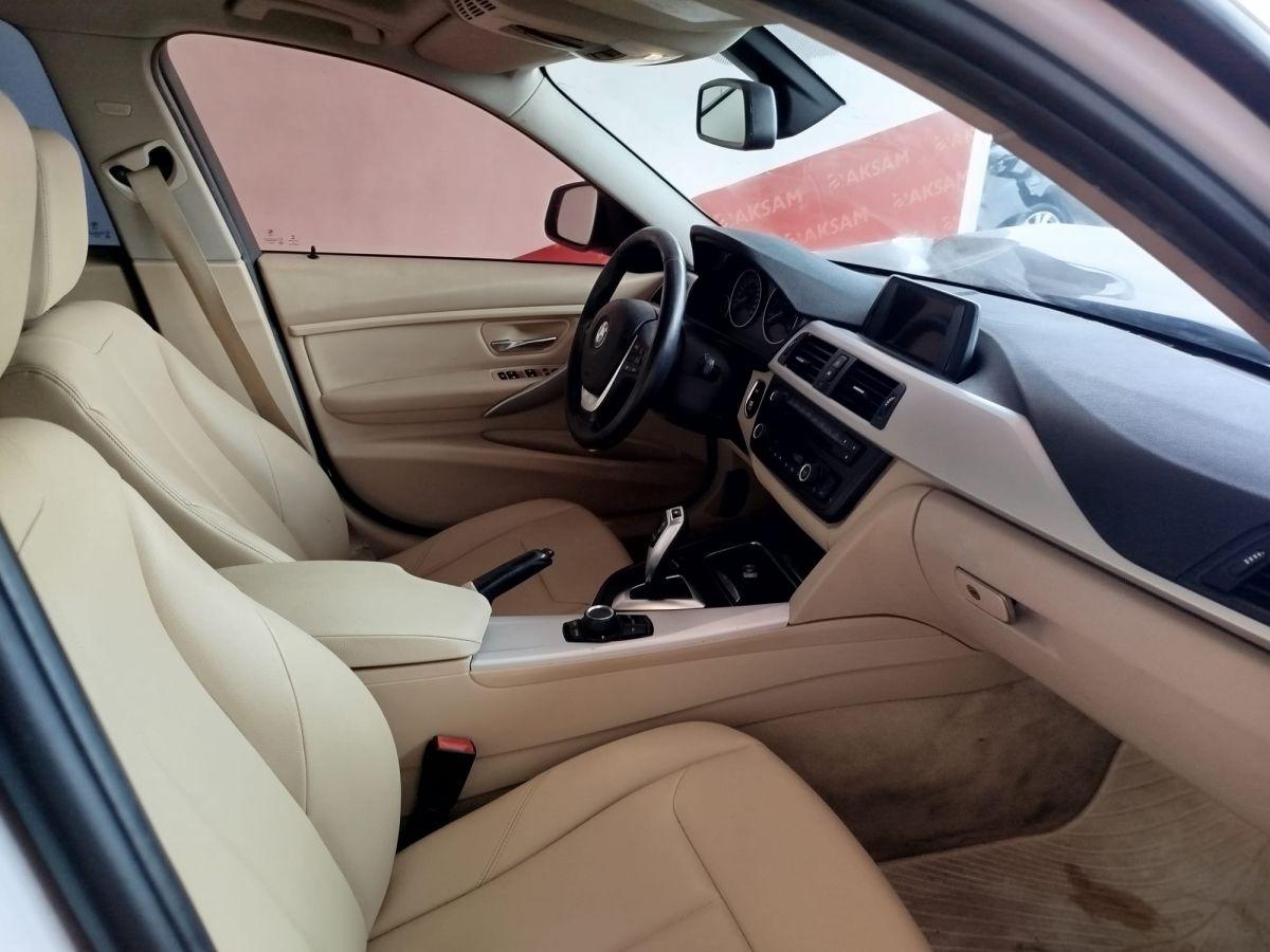 320d SEDAN (184) TECHNO PLUS