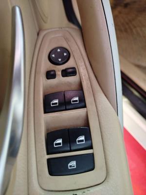 320d SEDAN (184) TECHNO PLUS