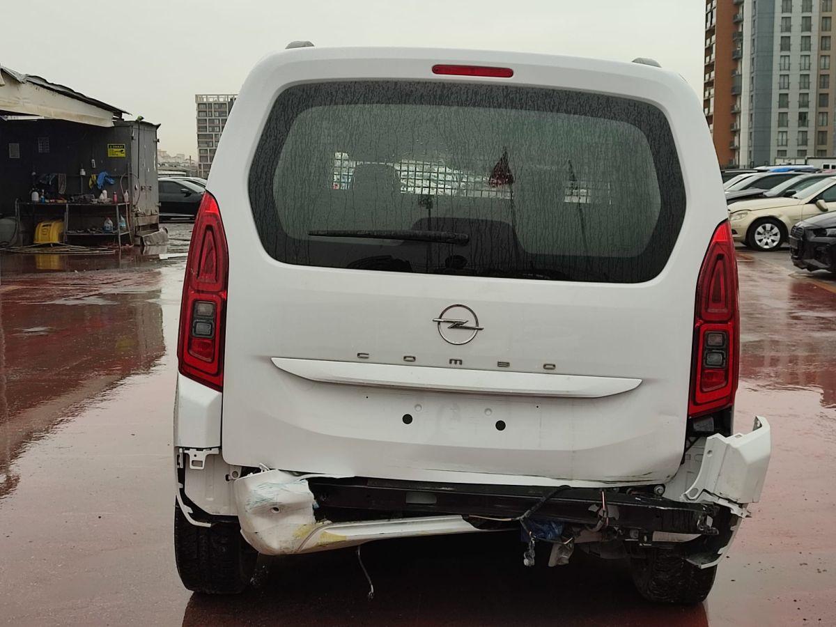 COMBO ESSENTIAL 1.5 DIZEL MT6 130 FL