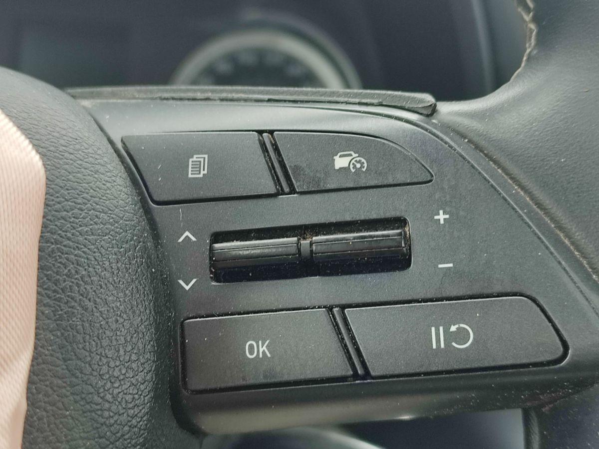 BAYON 1.4 MPI STYLE AT