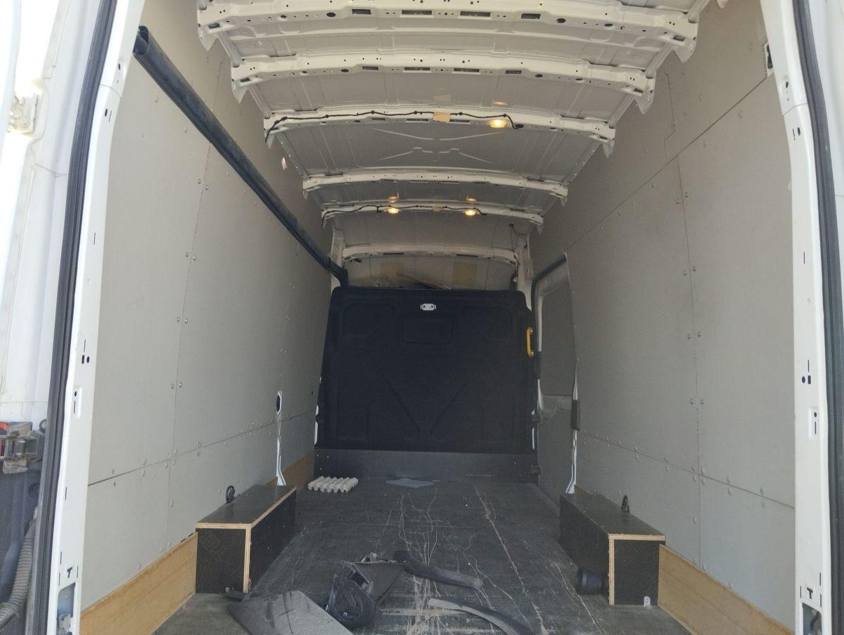 TRAN.MCAI 350E VAN 15.1M3 UPGRADE170 TREND AT