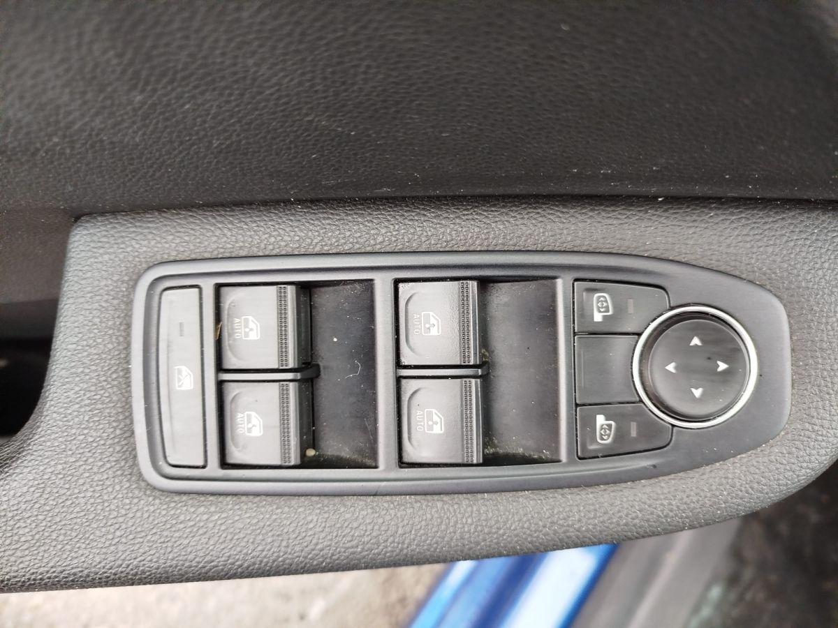 CLIO EQUILIBRE 1.0 TCE X-TRONIC 90