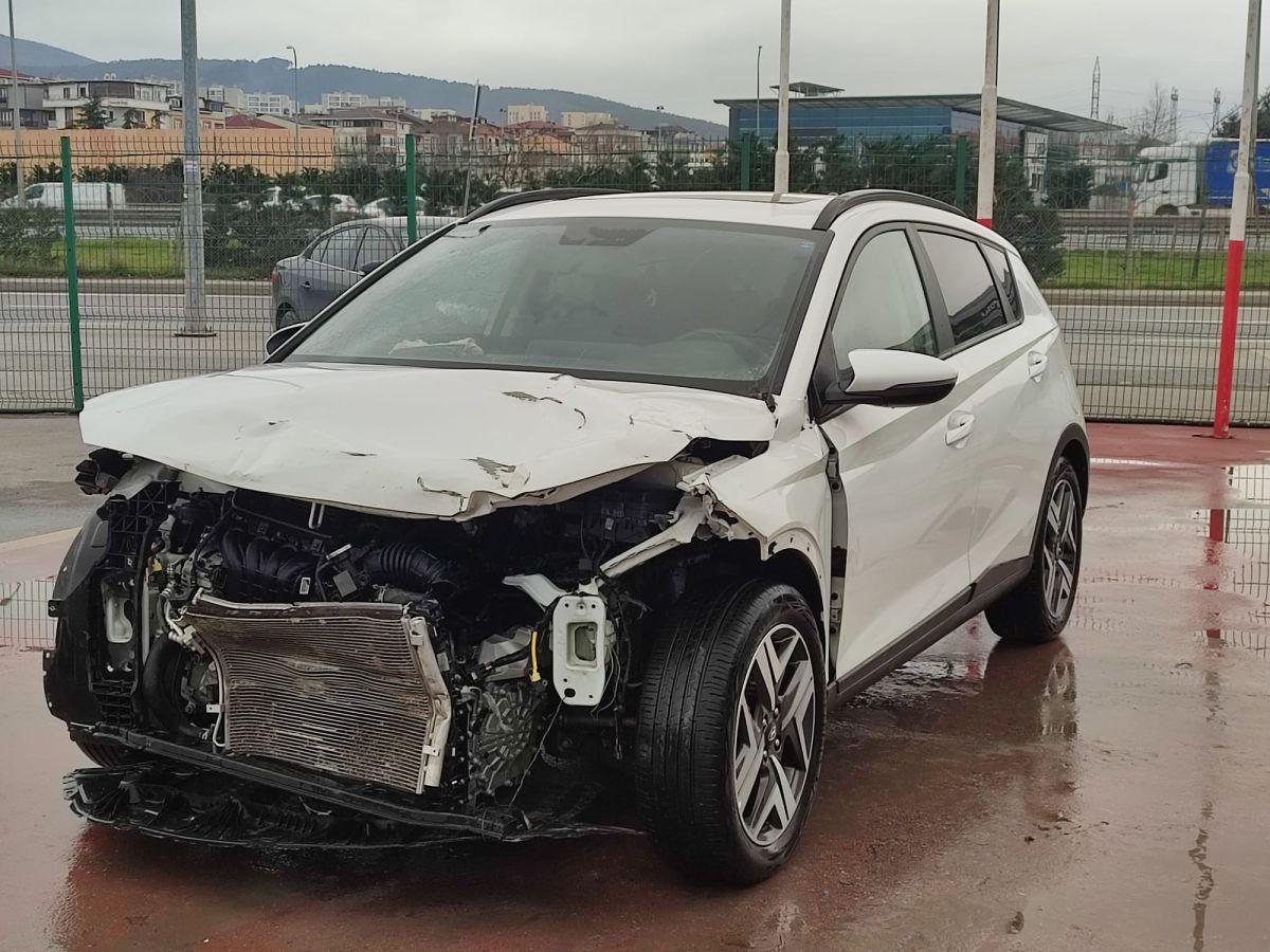 BAYON 1.4 MPI STYLE AT