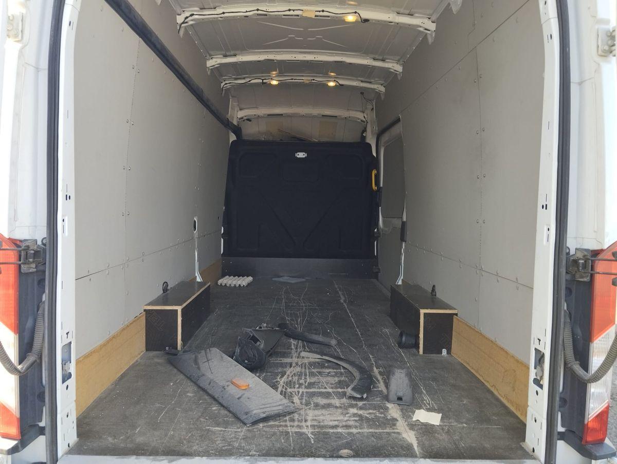 TRAN.MCAI 350E VAN 15.1M3 UPGRADE170 TREND AT