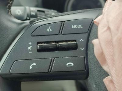 BAYON 1.4 MPI STYLE AT