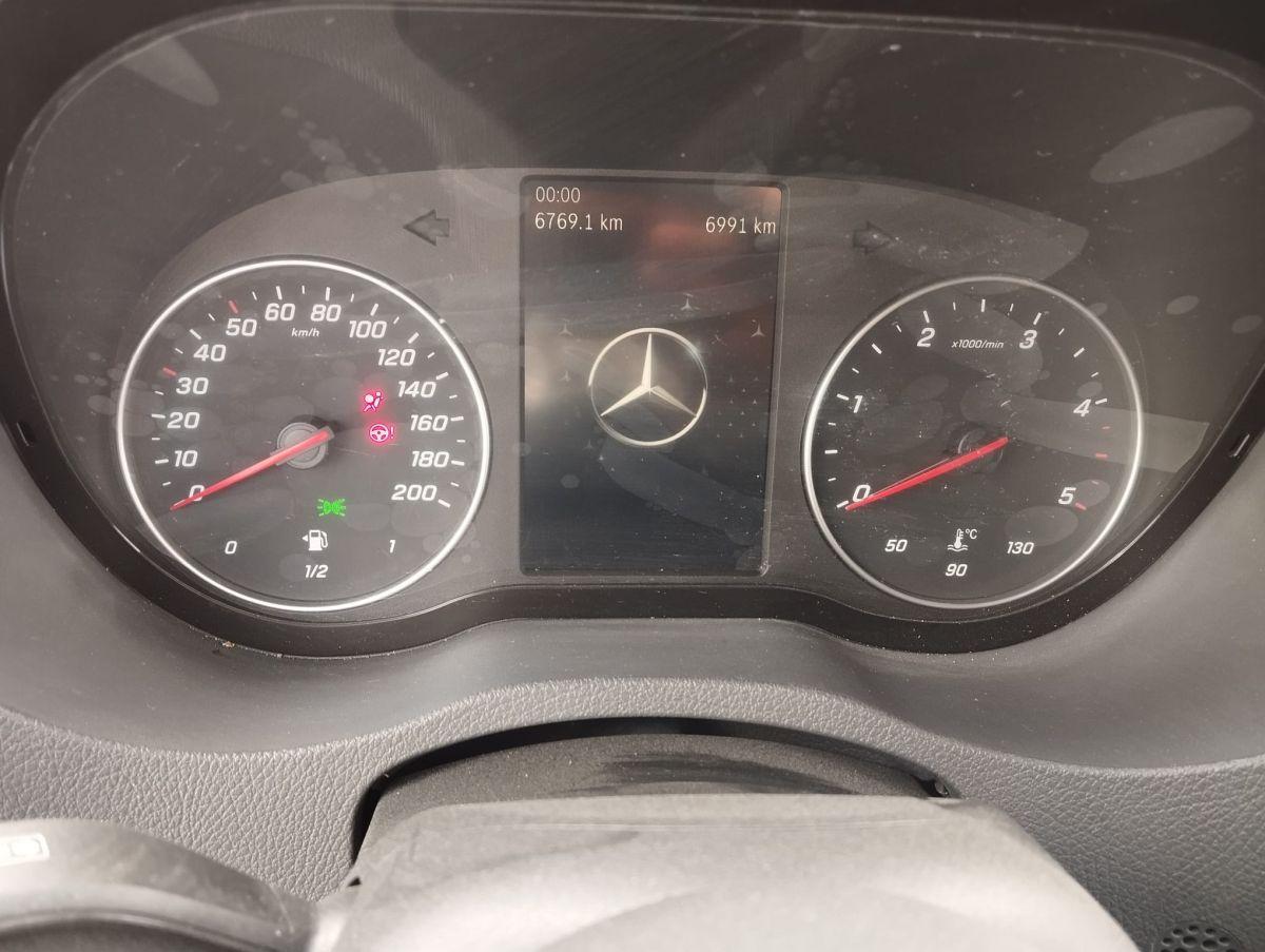 SPRINTER SERVIS 15+1 PRO