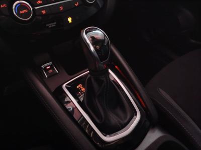 MC QASHQAI 1.2 DIG-T X-TRONIC SKY PACK