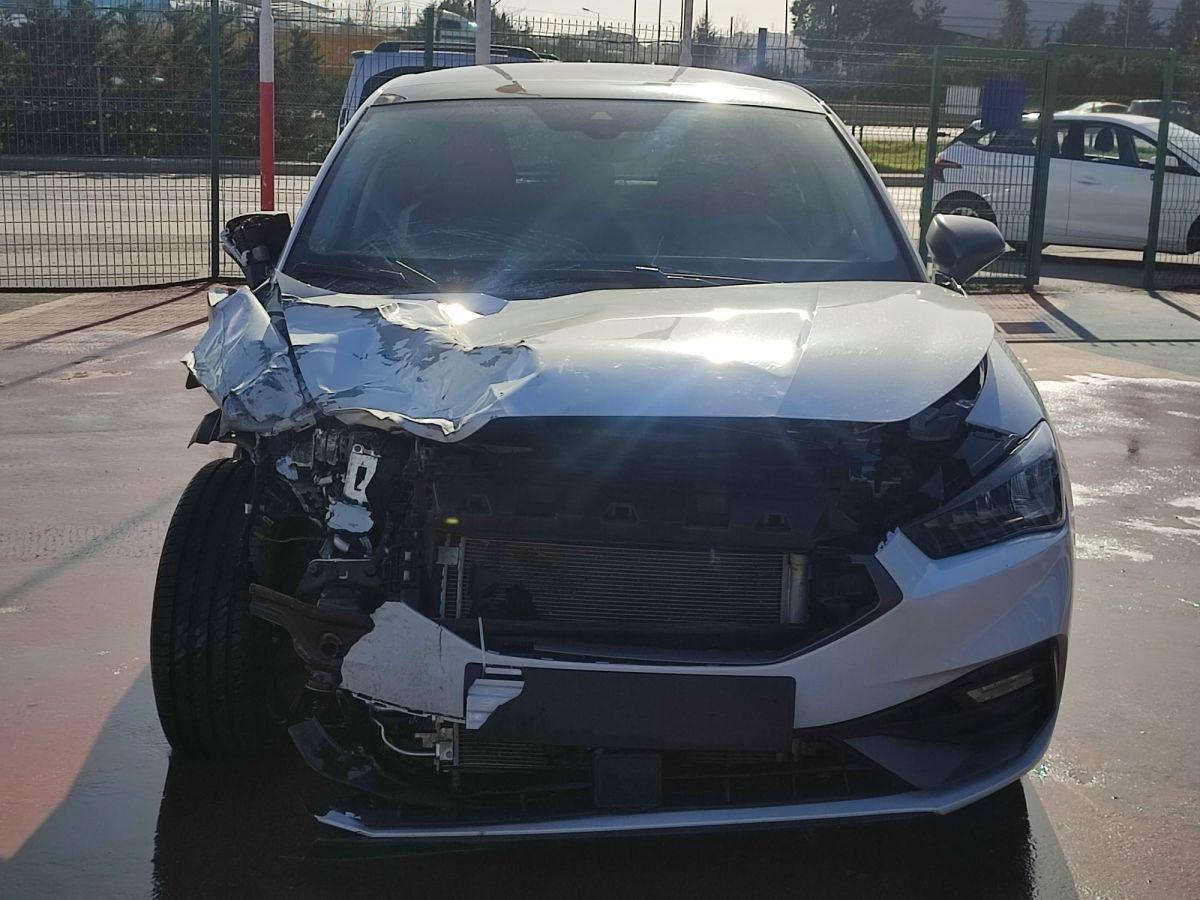 LEON 1.5 EHYBRID (PHEV) 204 DSG FR