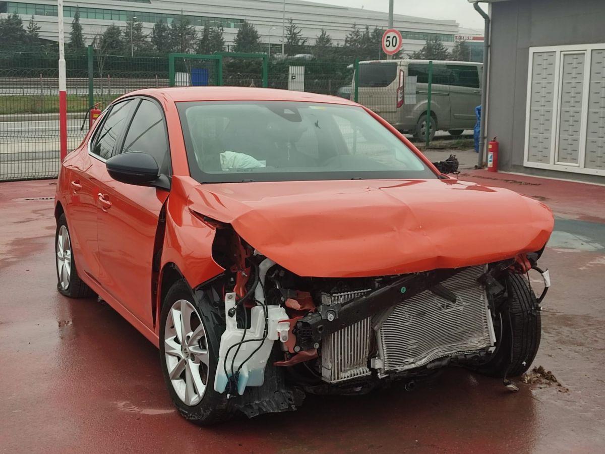 CORSA 1.2 100 AT8 ELEGANCE