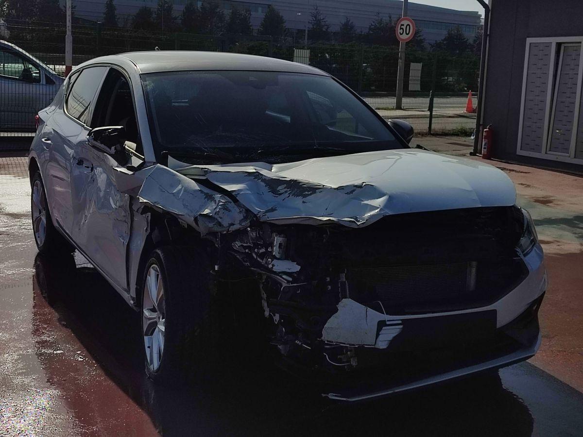 LEON 1.5 EHYBRID (PHEV) 204 DSG FR