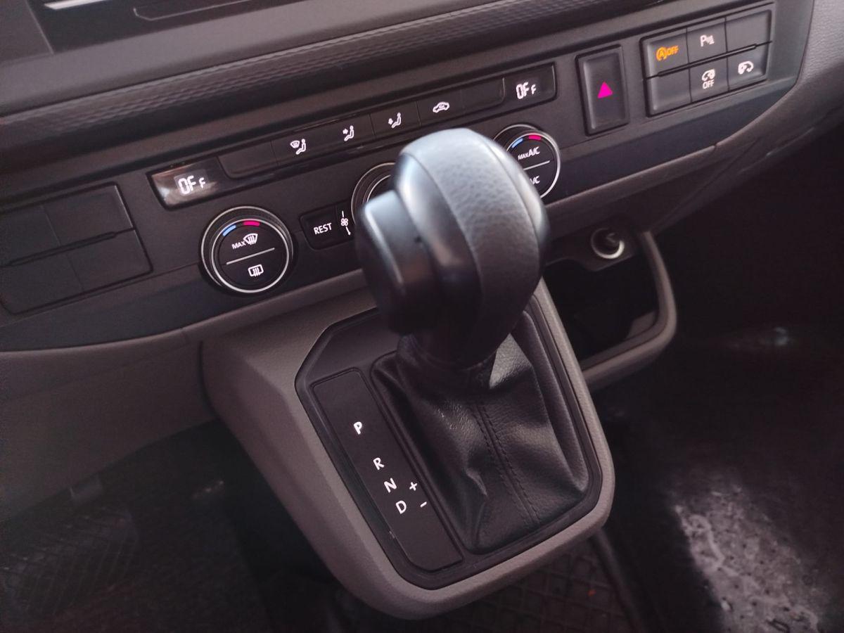 CARAVELLE COMFORTLINE 2.0 TDI 8+1 LWB 150 DSG