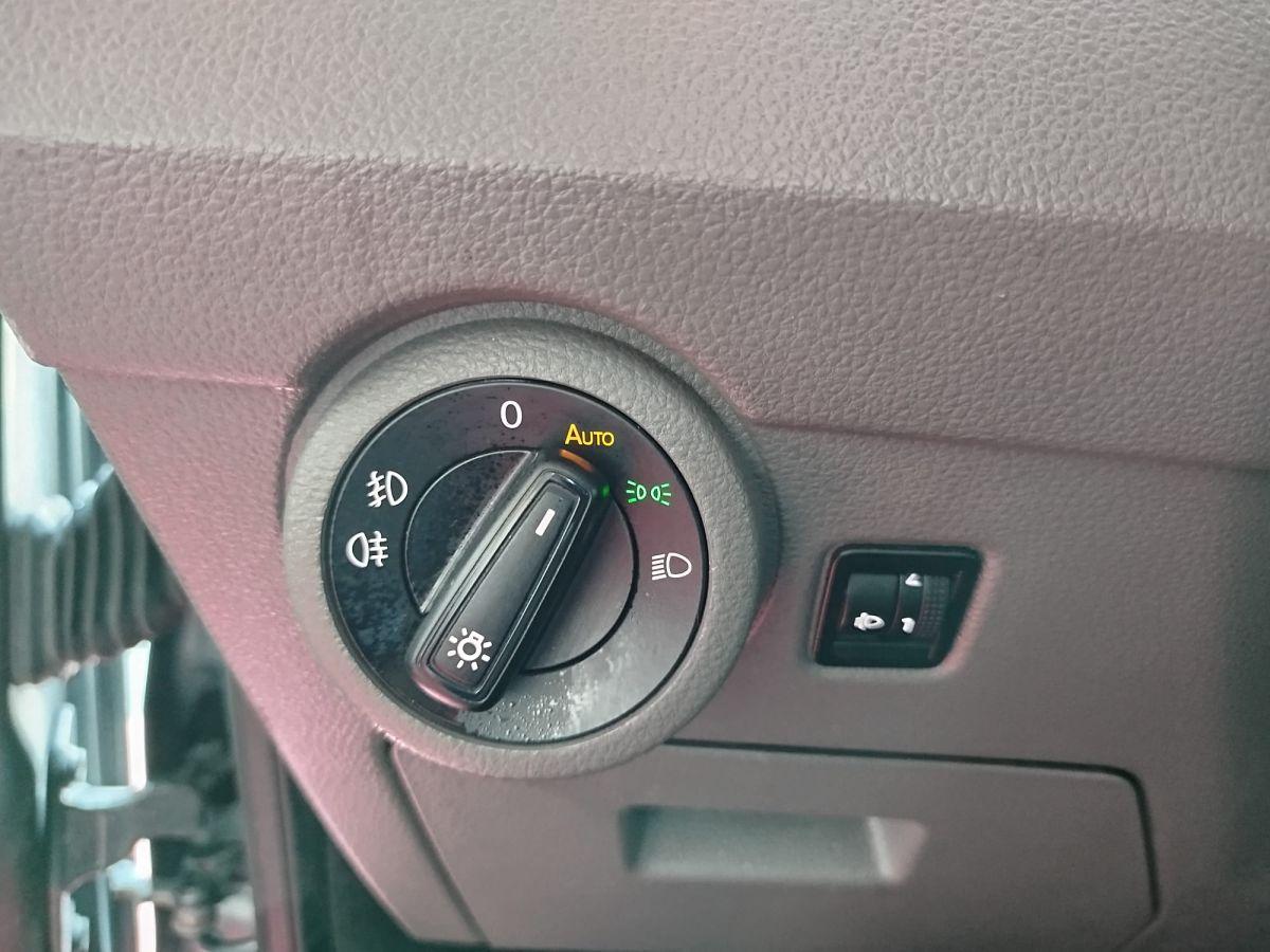 CARAVELLE COMFORTLINE 2.0 TDI 8+1 LWB 150 DSG