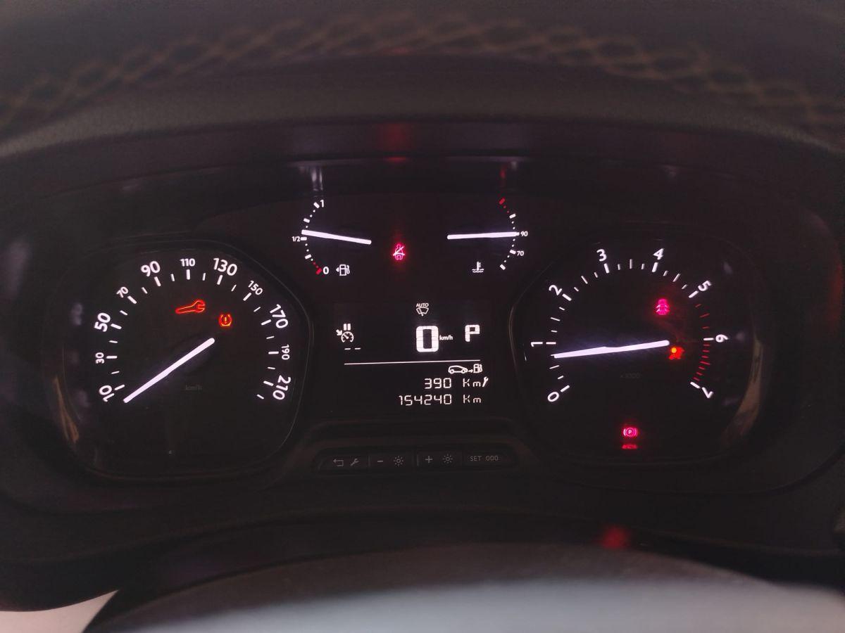 JUMPY SPACETOURER L3 8+1 1.5 BLUEHDI 120