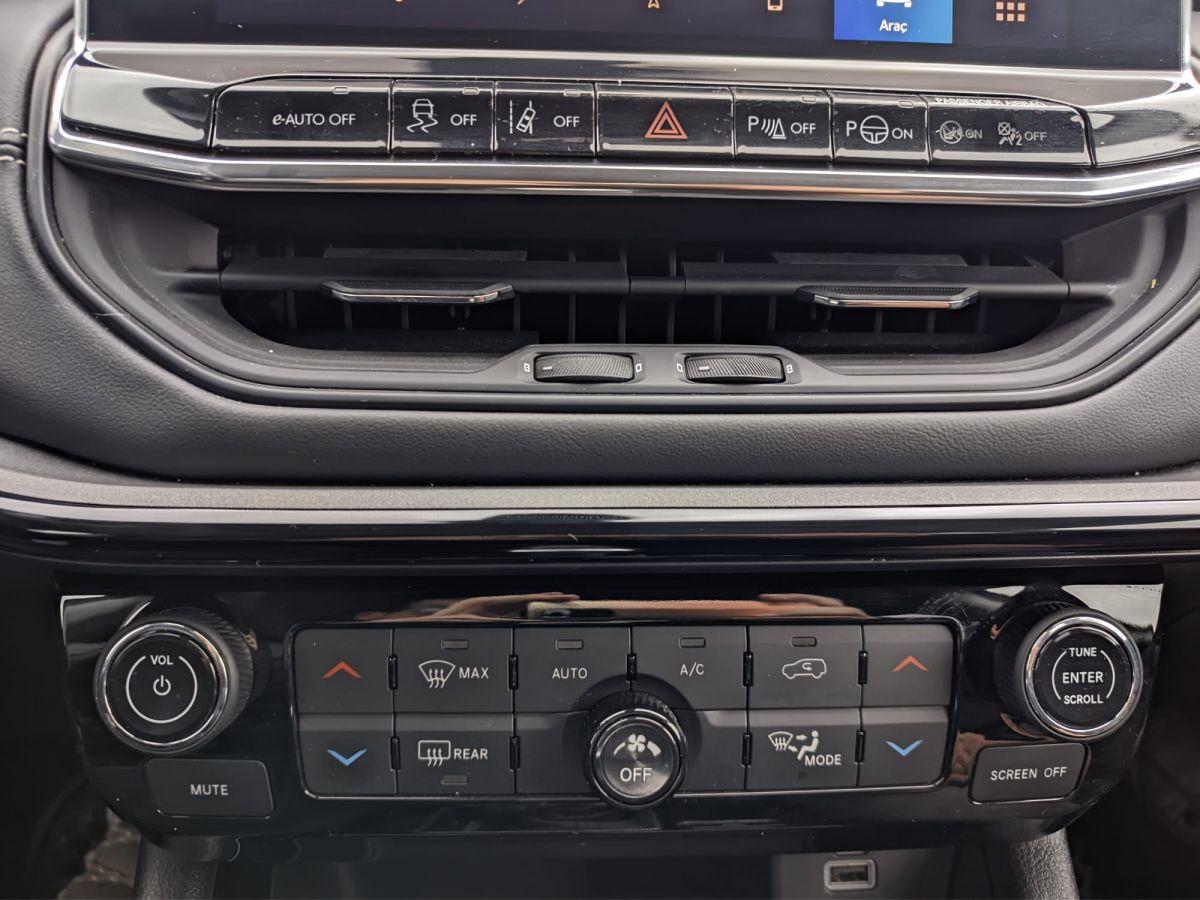 JEEP COMPASS E-HYBRID 1.5 130 SUMMIT