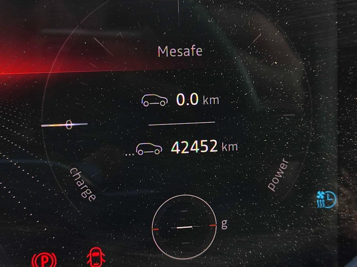 MEGANE E-TECH ICONIC EV60 220