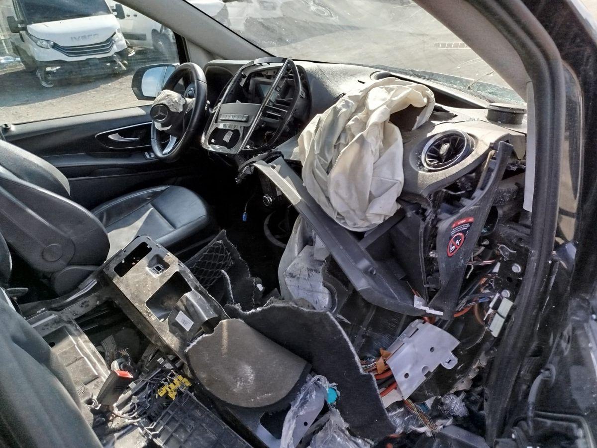 VITO BASE 528O FL 114 CDI