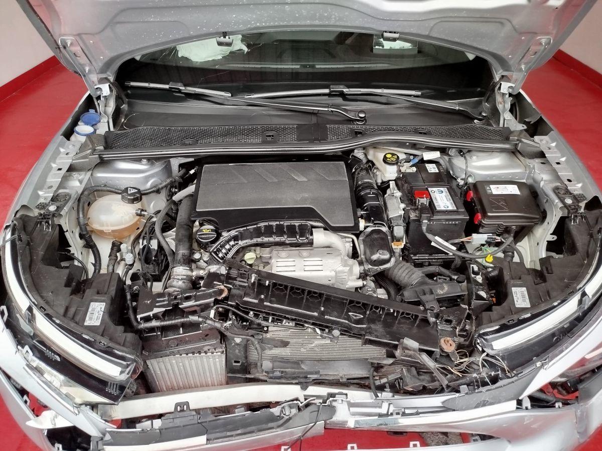 C4 X SHINE BOLD 1.2 PURETECH 130 EAT8