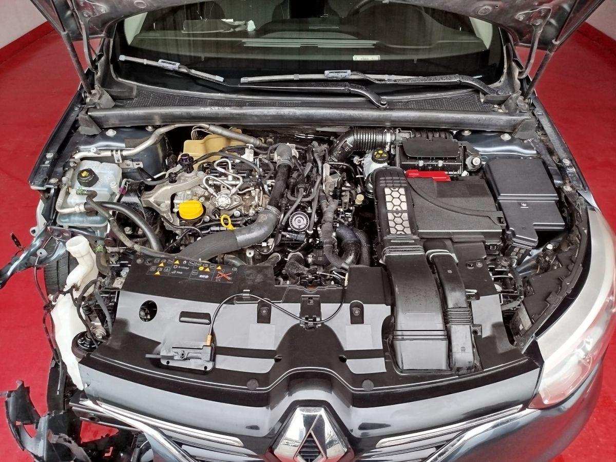 MEGANE SEDAN JOY 1.3 TCE 140