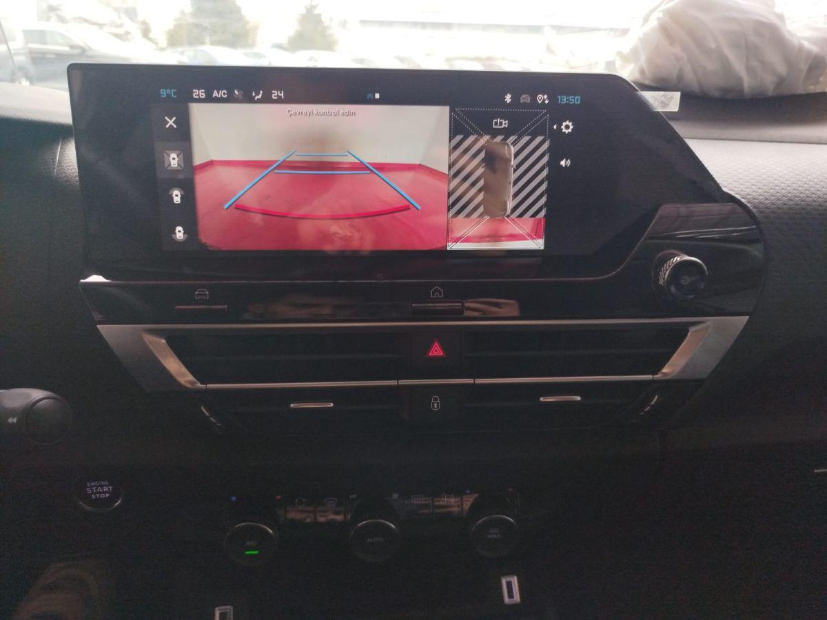 C4 X SHINE BOLD 1.2 PURETECH 130 EAT8