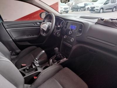 MEGANE SEDAN JOY 1.3 TCE 140