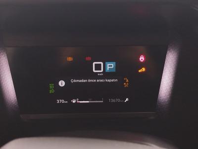 C4 X SHINE BOLD 1.2 PURETECH 130 EAT8