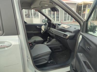 TOURNEO COURIER 1.0 P 125 AT TITANIUM