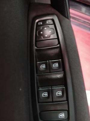 MEGANE SEDAN JOY 1.3 TCE 140