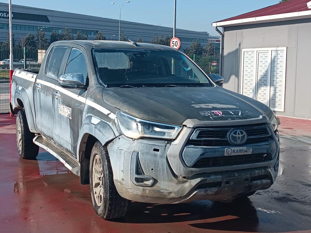 HILUX 2.4 D-4D 150 HI-CRUISER A/T