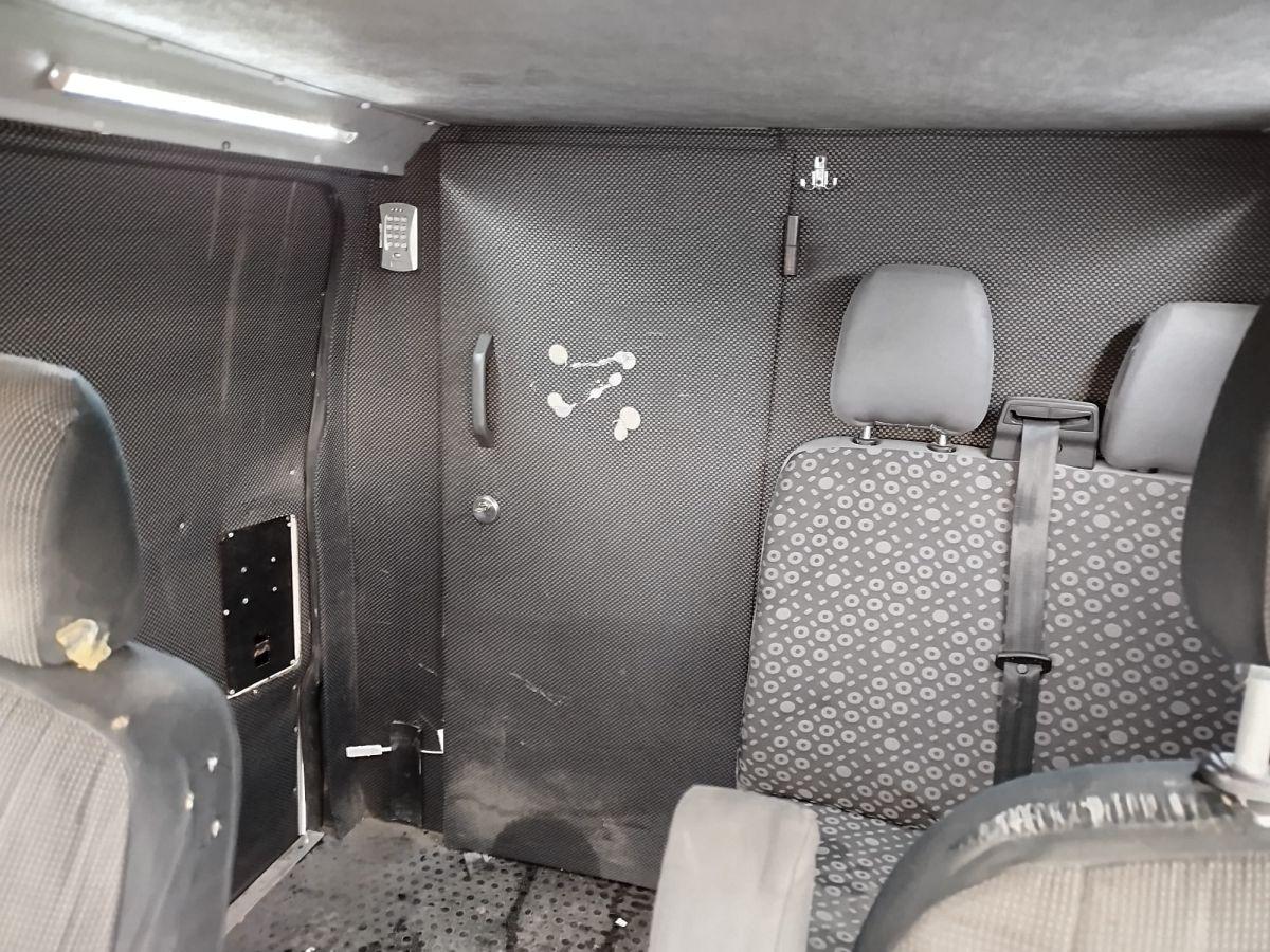 TRANSIT CUSTOM VAN 340S 170 E6.2 TREND TP4 GP