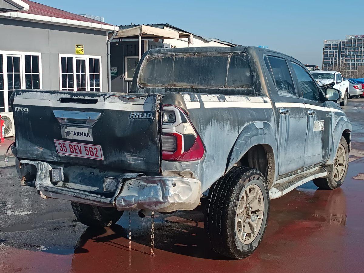 HILUX 2.4 D-4D 150 HI-CRUISER A/T