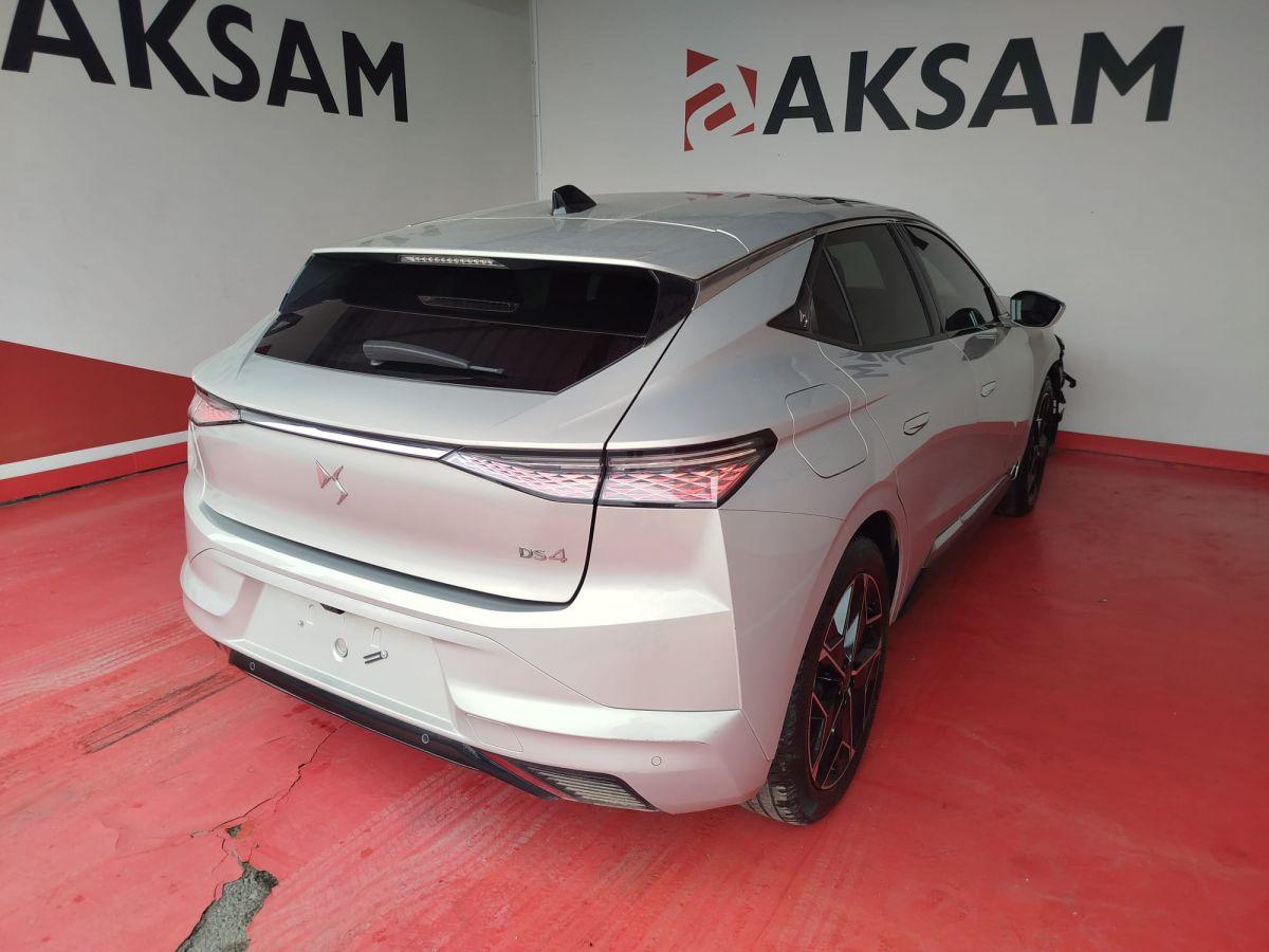 DS4 PERFORMANCE LINE 1.2 PURETECH 130