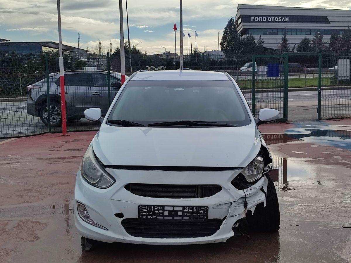 ACCENT BLUE 1.5 CRDI MODE PLUS OV