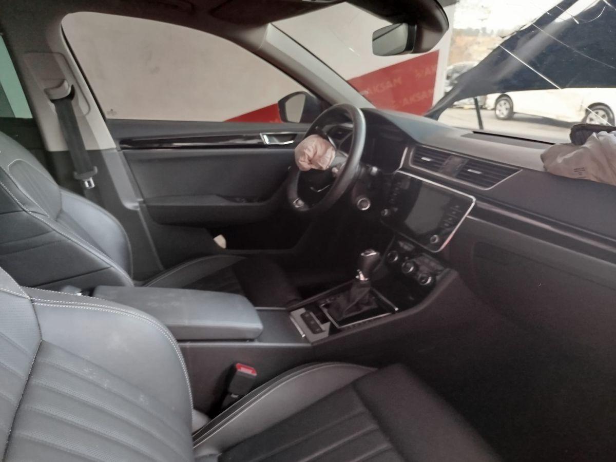 SUPERB 2.0 TSI 280 4x4 DSG L&K CRYSTAL