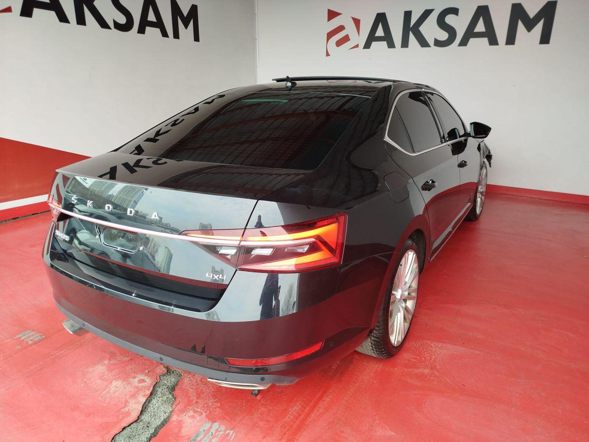 SUPERB 2.0 TSI 280 4x4 DSG L&K CRYSTAL