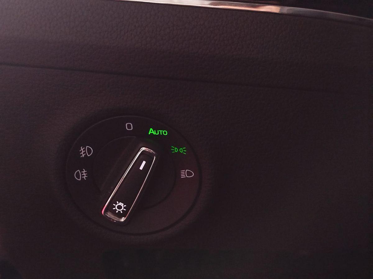 SUPERB 2.0 TSI 280 4x4 DSG L&K CRYSTAL